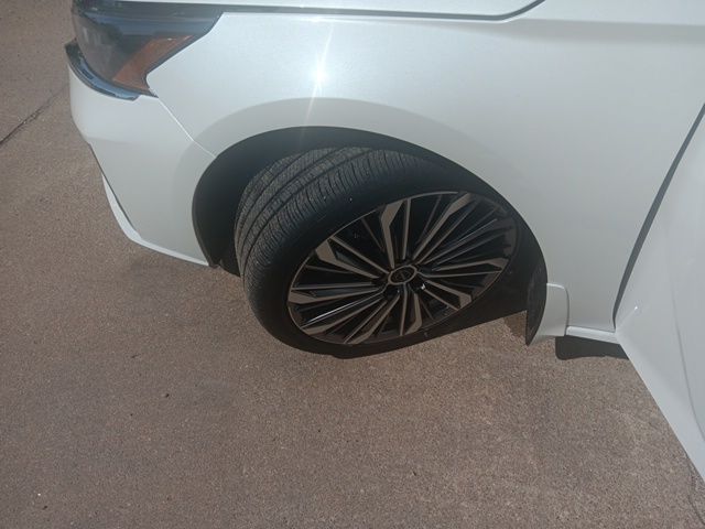 2025 Nissan Altima 2.5 SL photo 19