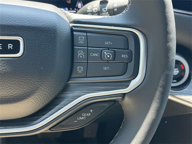 2023 Jeep Wagoneer Series III photo 21