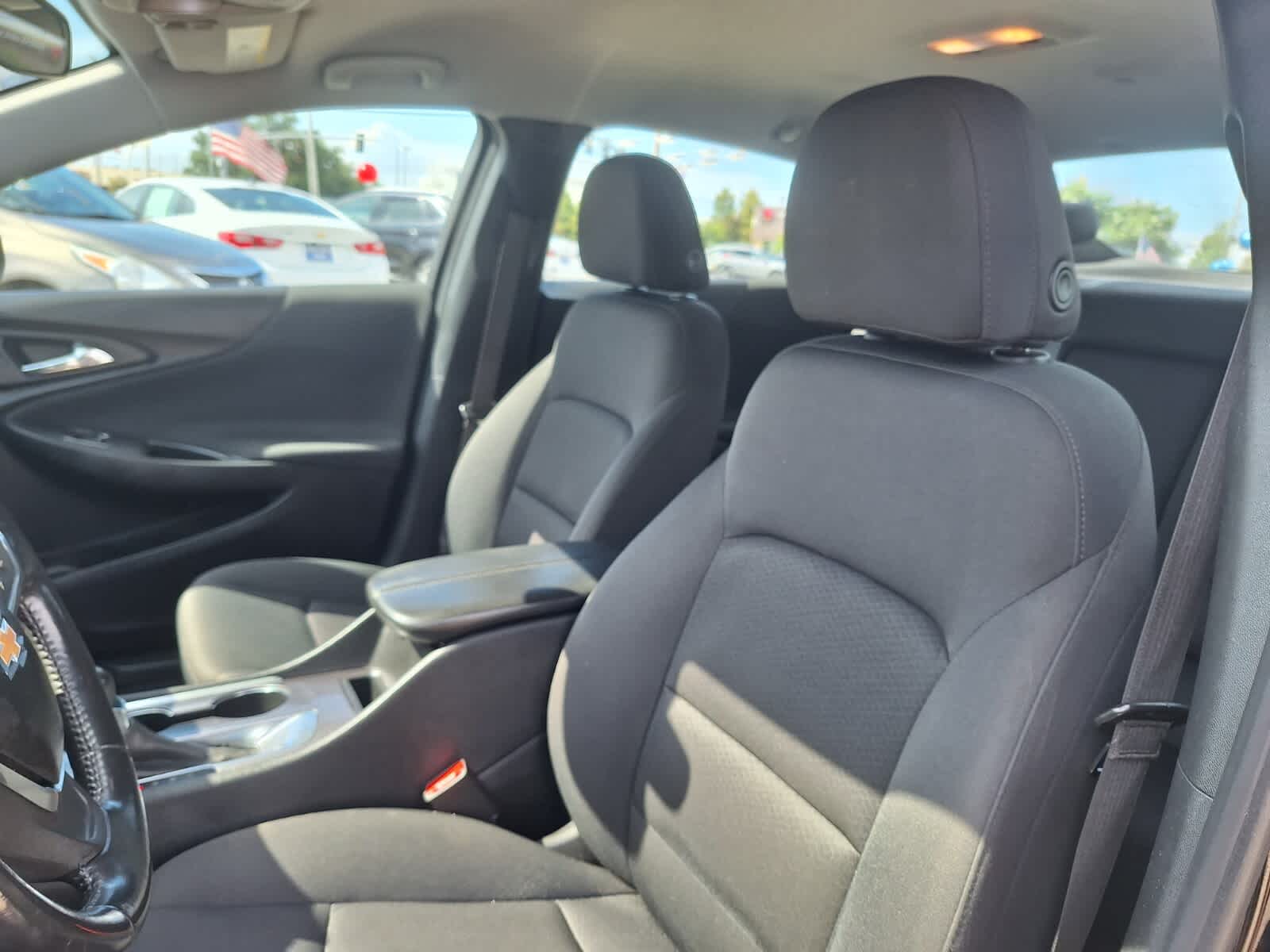2021 Chevrolet Malibu 1LT photo 11