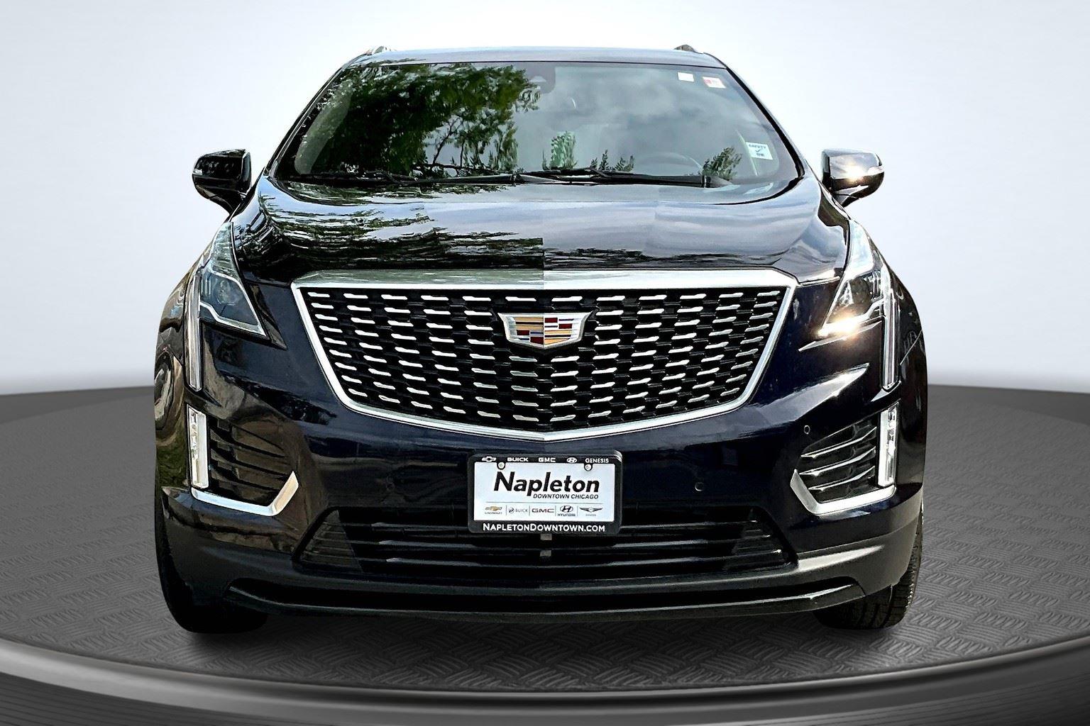 2022 Cadillac XT5 Luxury photo 3