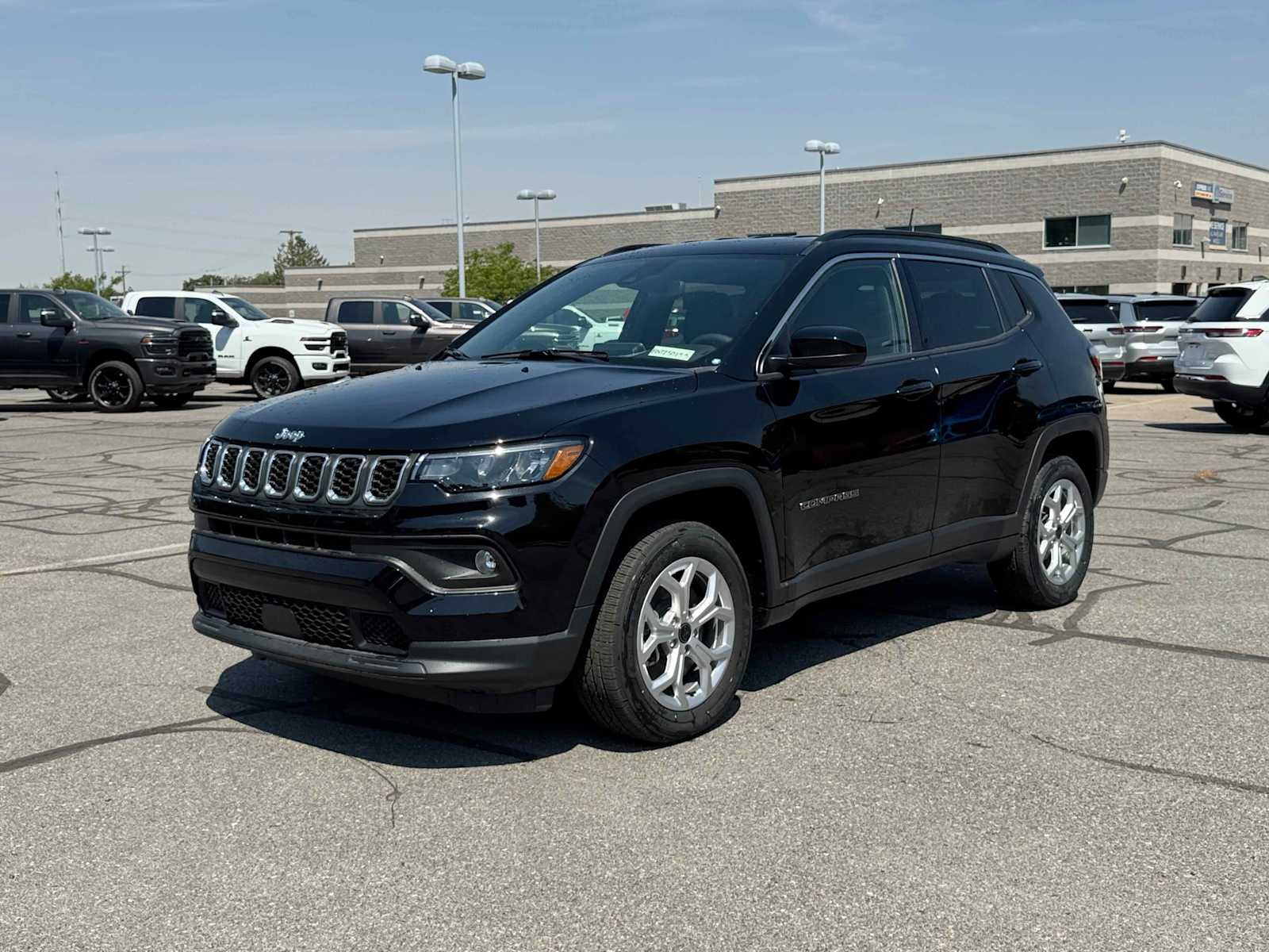 2025 Jeep Compass Latitude's photo