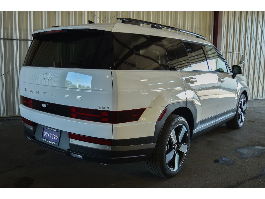2025 Hyundai Santa Fe Limited photo 4