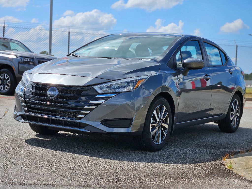 2025 Nissan Versa SV photo 3