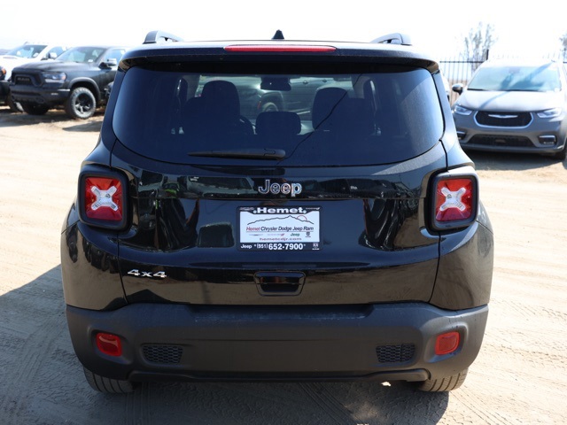 2023 Jeep Renegade Latitude photo 5
