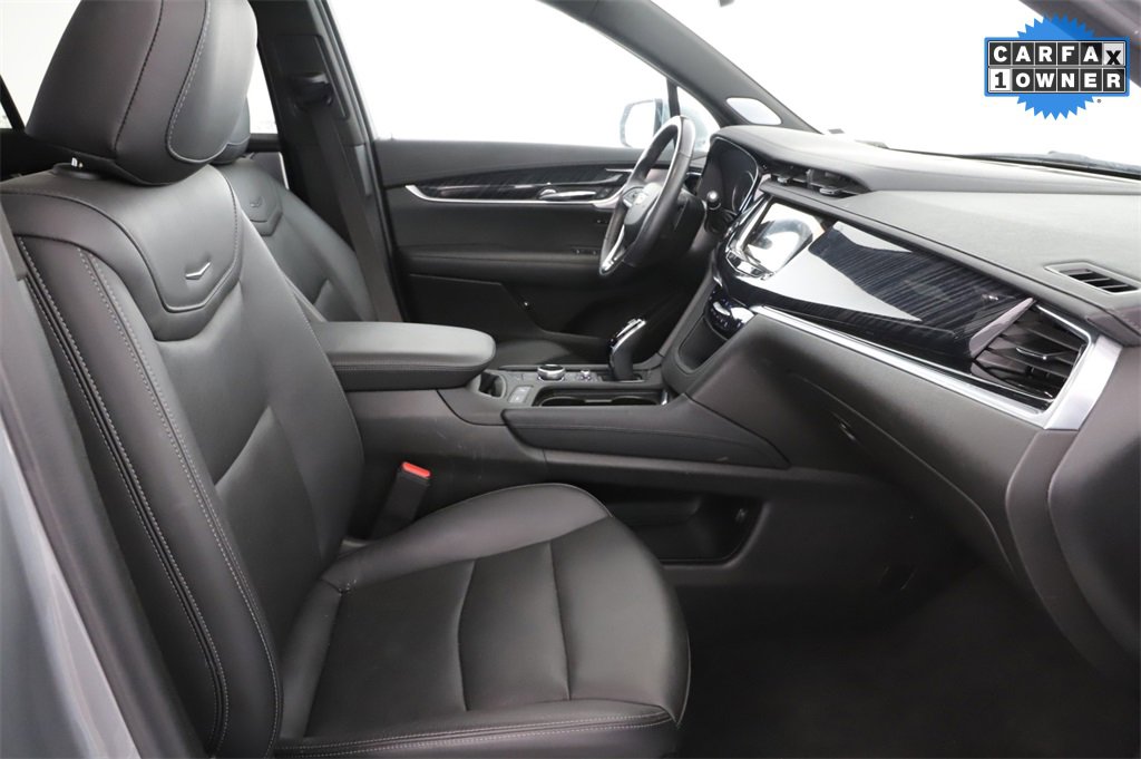 2024 Cadillac XT6 Premium Luxury photo 32