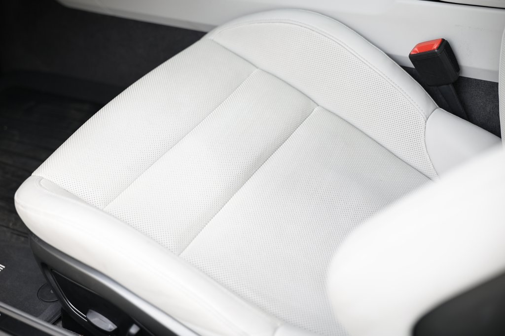 2024 Porsche 911 T 4 photo 25