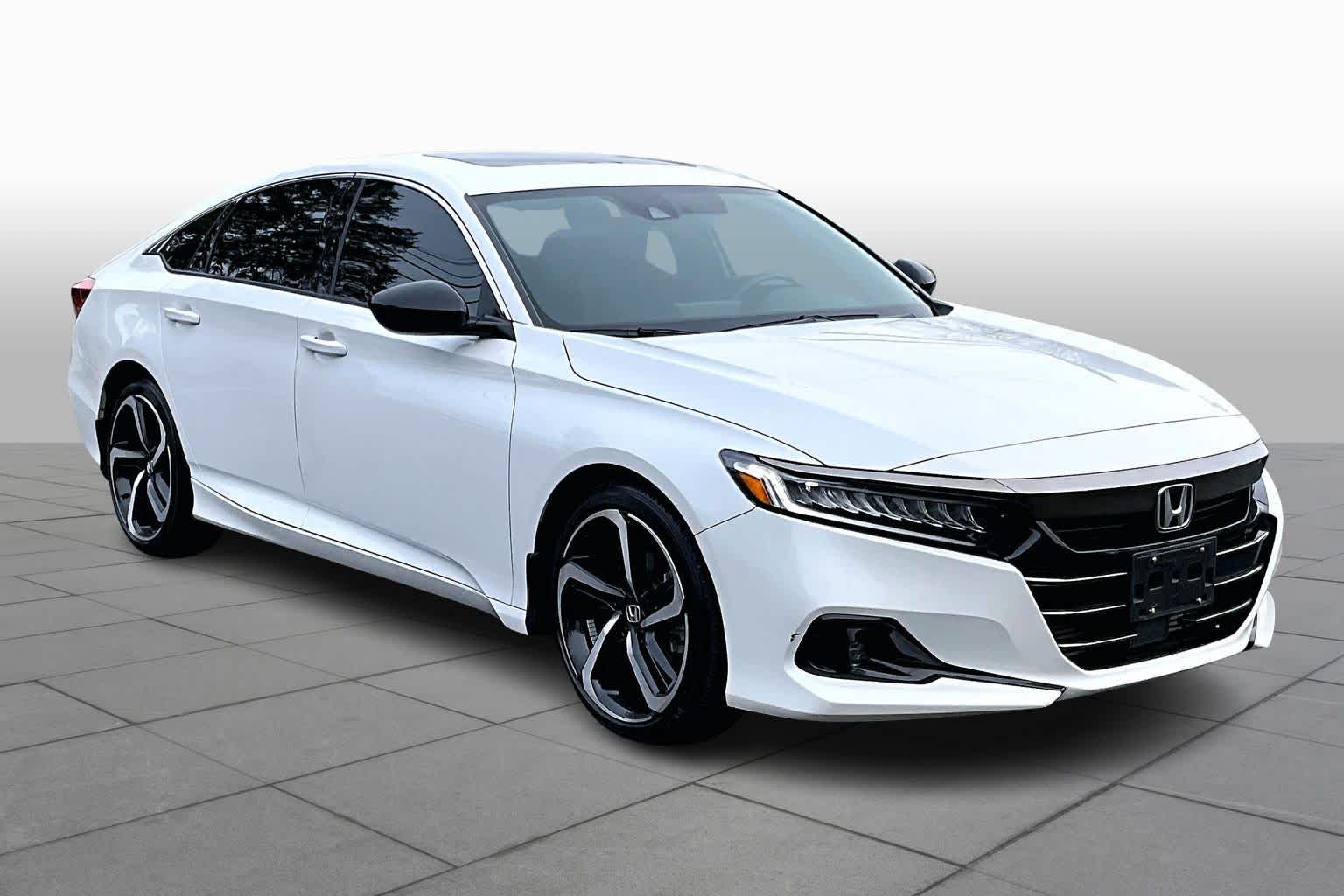 2022 Honda Accord Sport photo 2