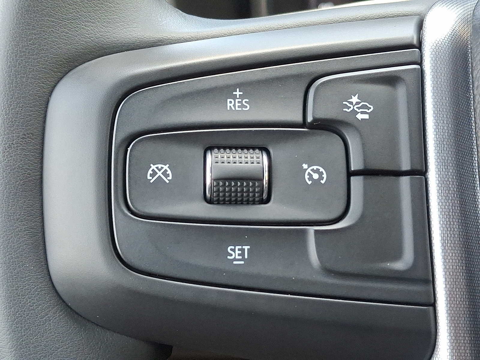2024 Gmc Yukon XL SLT photo 18