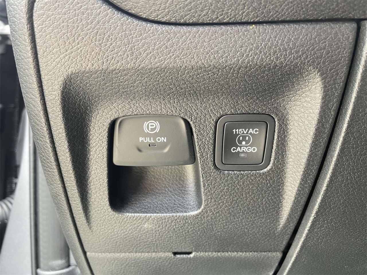 2025 Ram 1500 Warlock photo 9