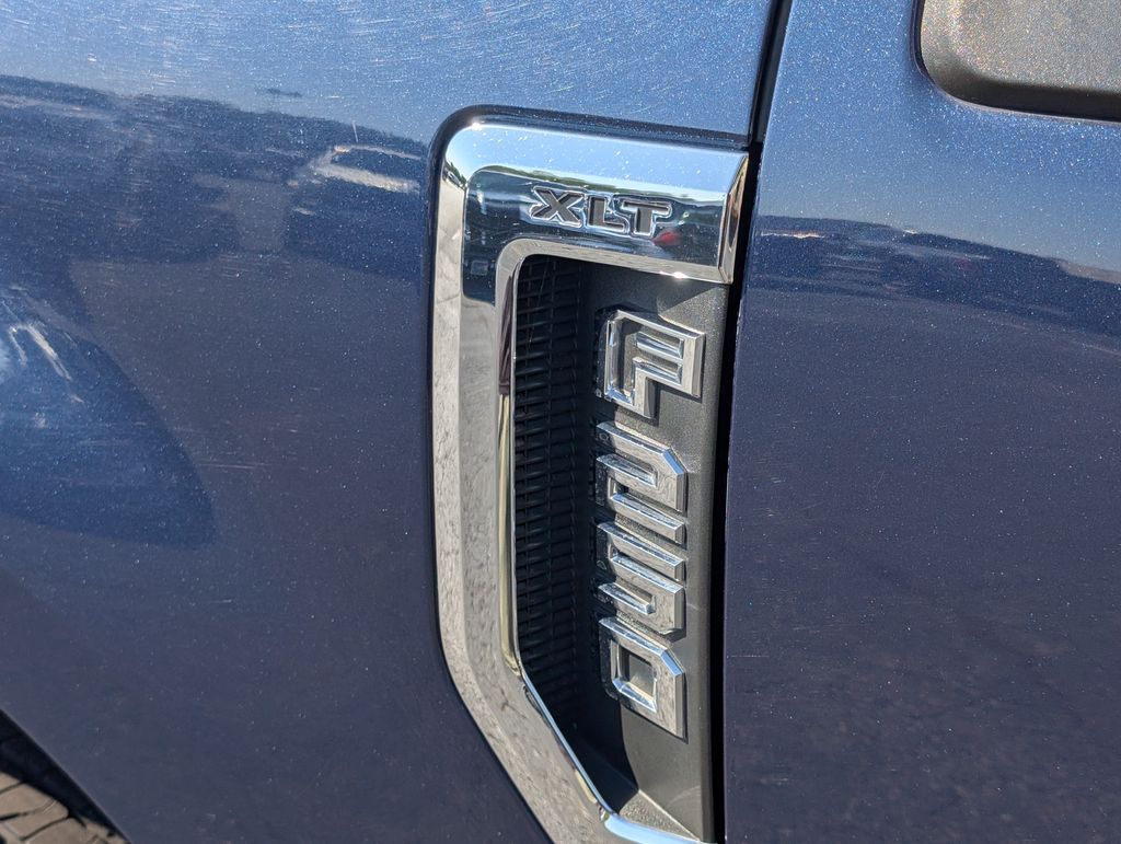 2019 Ford F-250 XLT photo 20
