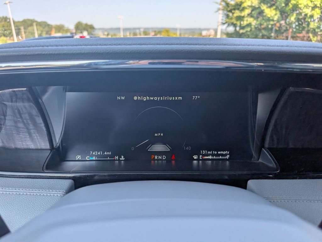 2021 Lincoln Navigator L Reserve photo 17