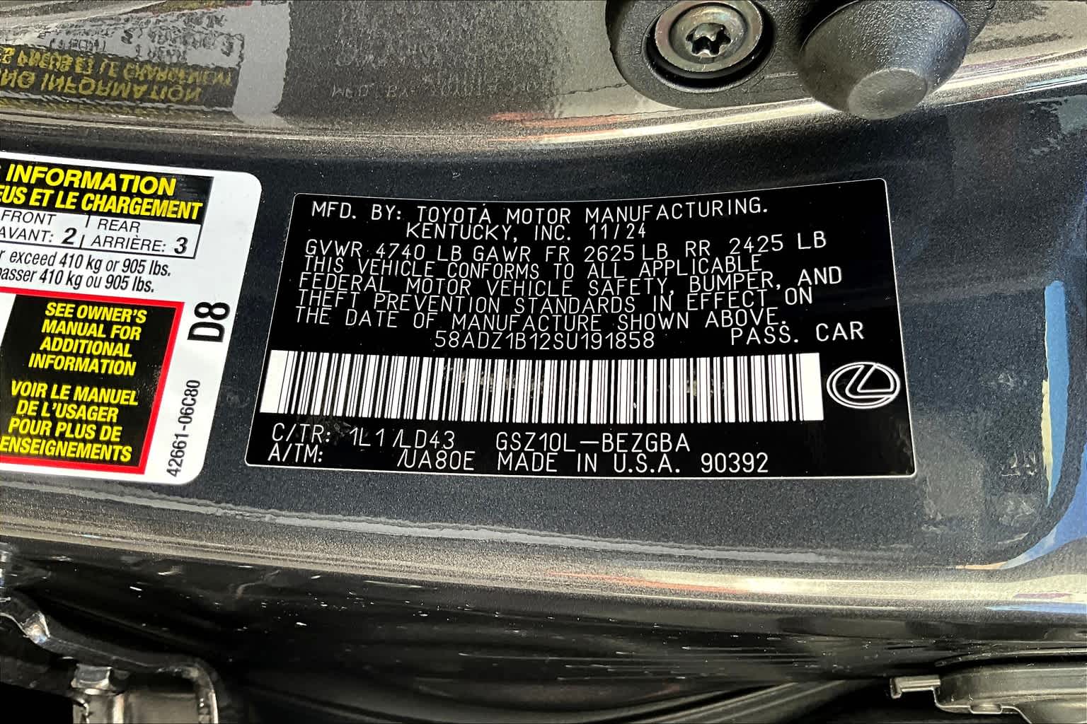 2025 Lexus ES 350 photo 17