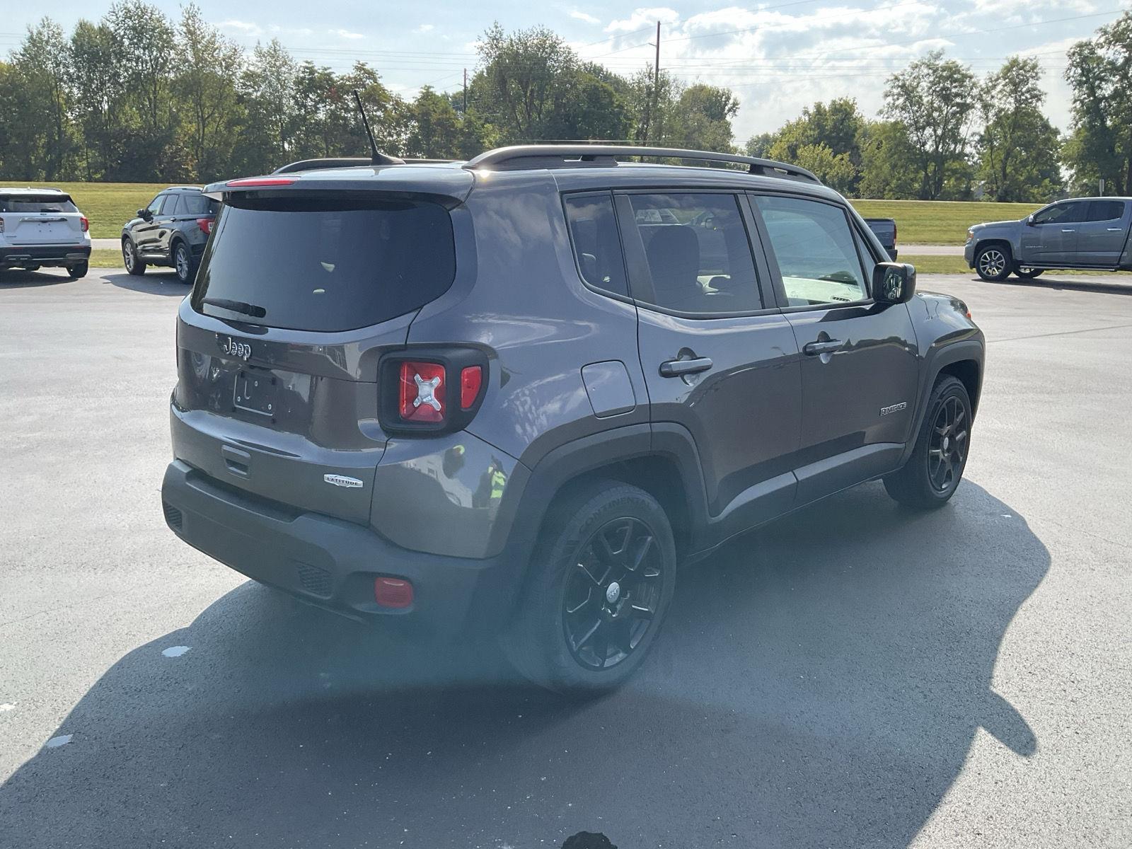 2020 Jeep Renegade Latitude photo 5