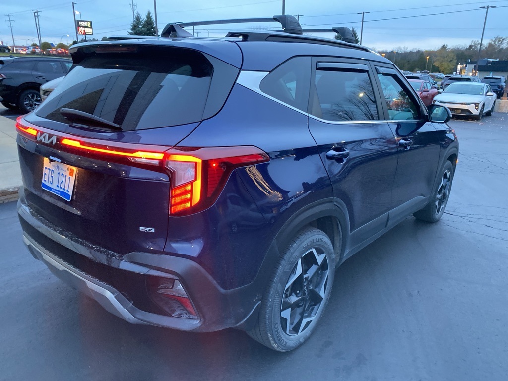 2024 Kia Seltos EX photo 4