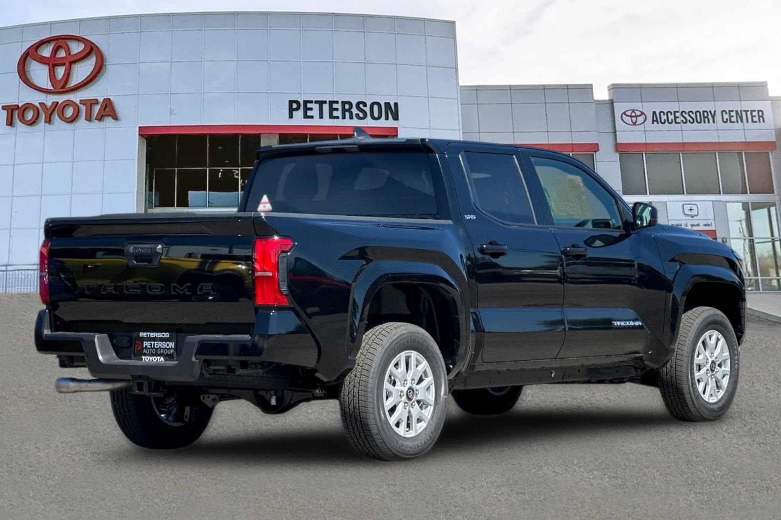 2025 Toyota Tacoma SR5 photo 4