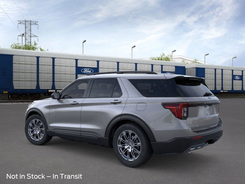 2026 Ford Explorer photo 4