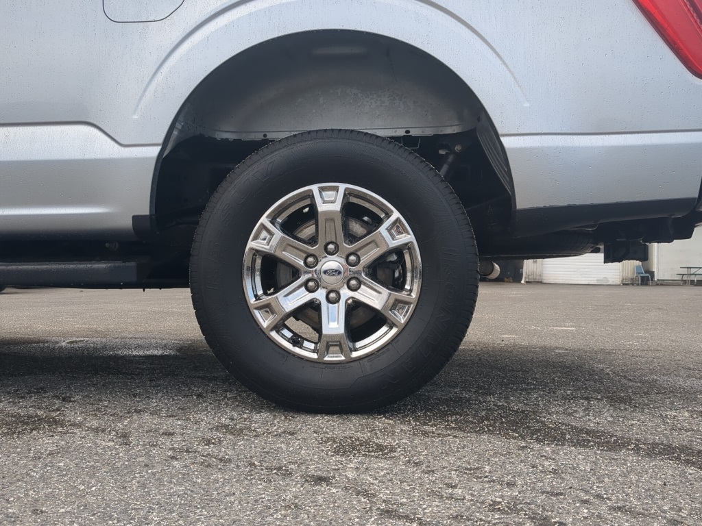 2023 Ford F-150 Lariat photo 24