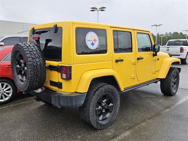 2015 Jeep Wrangler Unlimited Sahara photo 6