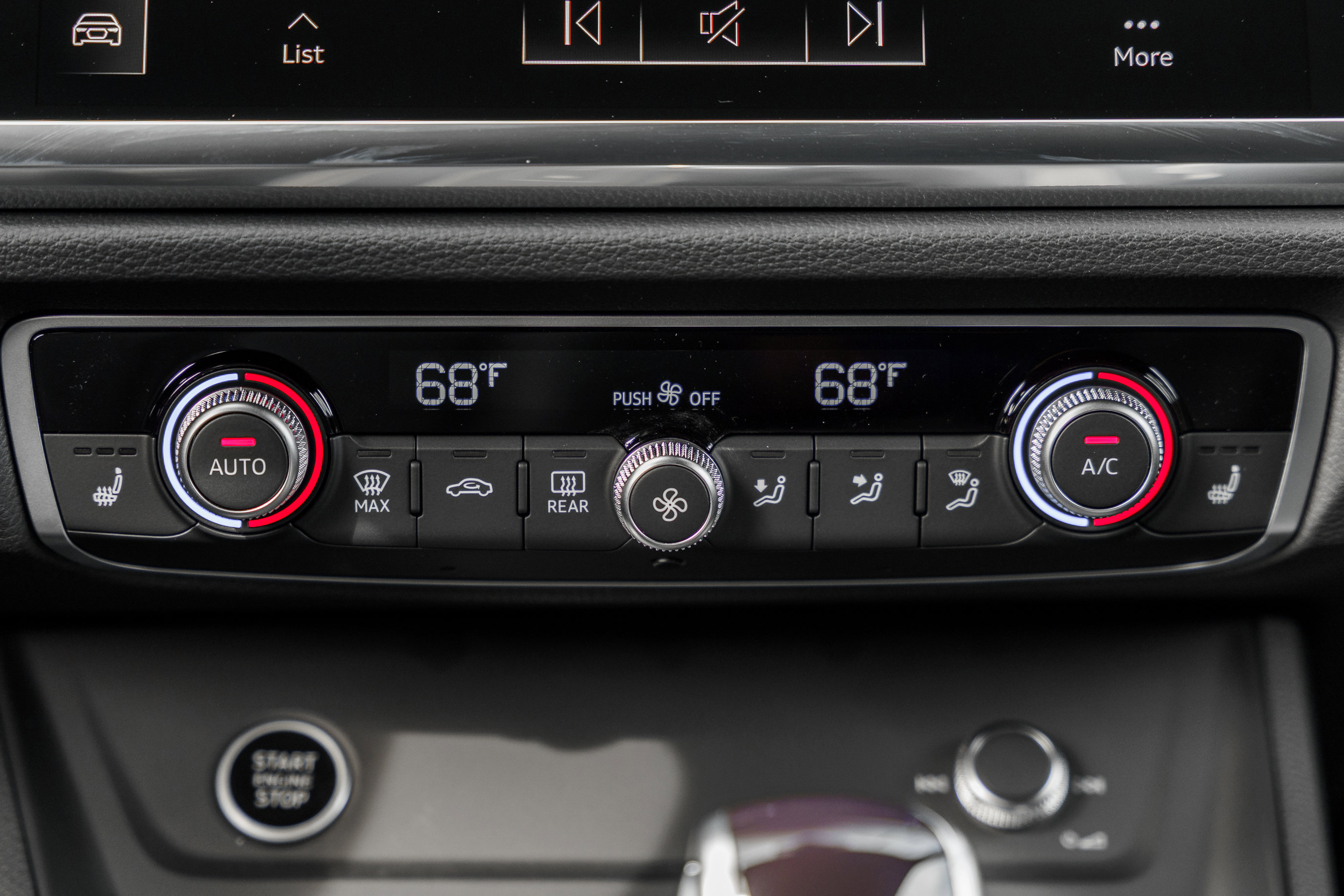 2025 Audi Q3 S line Premium photo 11