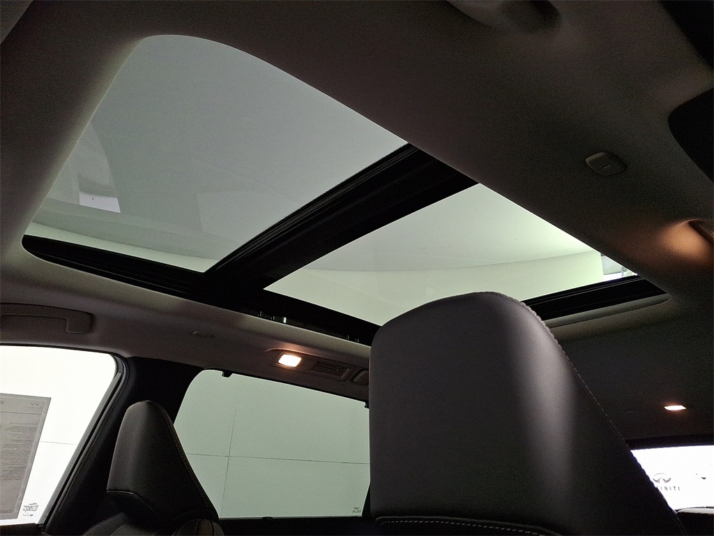 2025 Infiniti QX60 Luxe photo 12