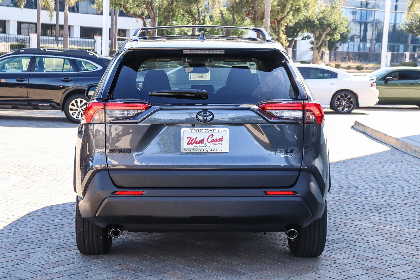 2025 Toyota RAV4 Hybrid LE photo 4