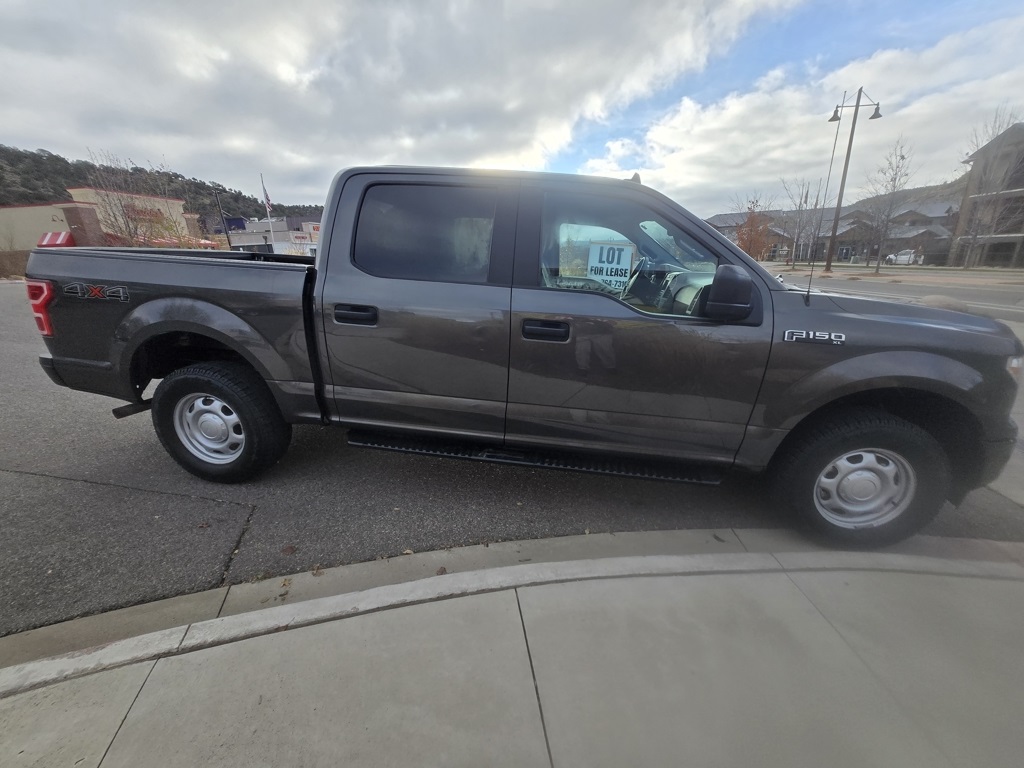 2020 Ford F-150 XL photo 4