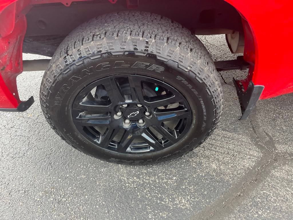 2023 Chevrolet Silverado 1500 RST photo 28