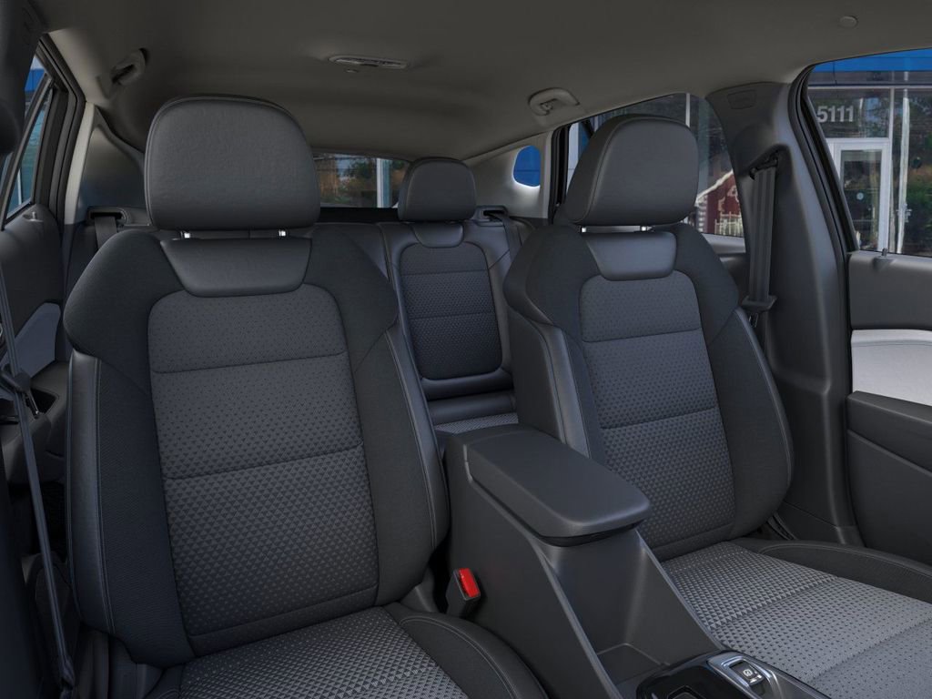 2025 Chevrolet Trax LT photo 14