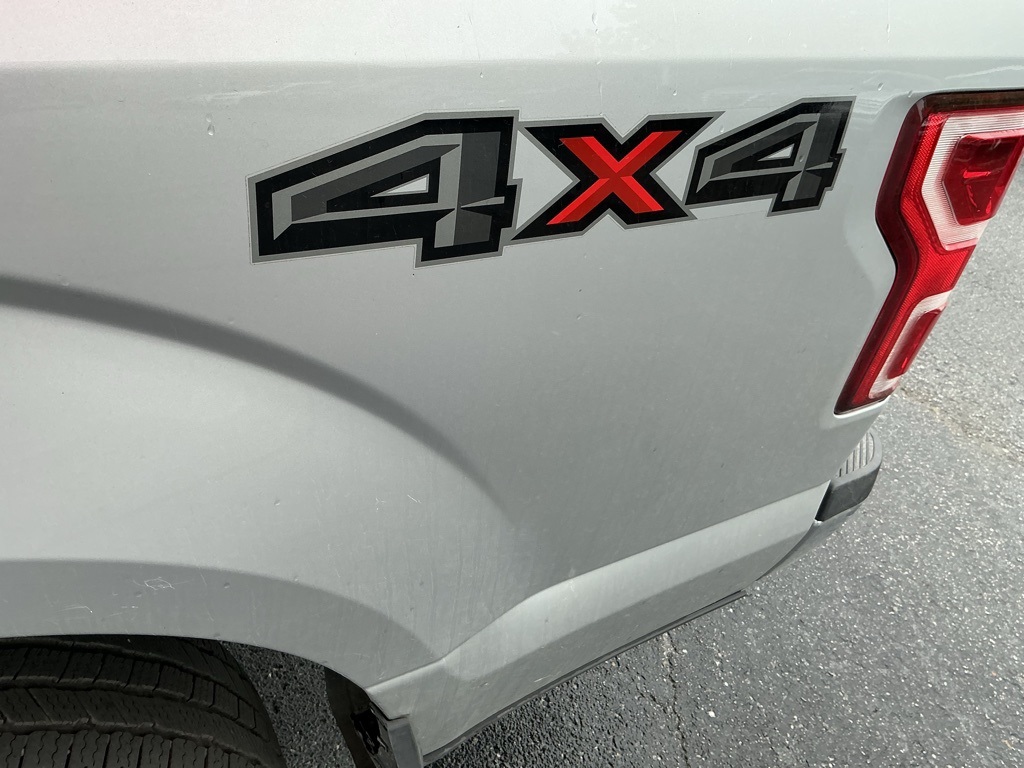 2018 Ford F-150 XLT photo 4