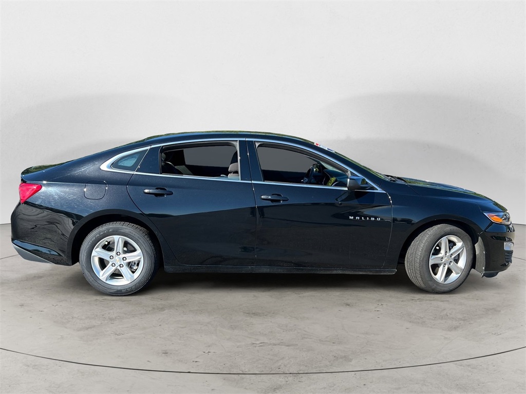 Used 2023 Chevrolet Malibu 1LT with VIN 1G1ZD5ST9PF186475 for sale in Monroe, WI