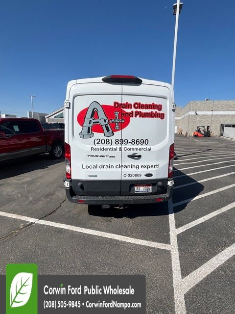 1FTYR2CG3JKA52127