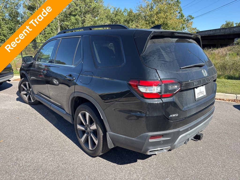 2024 Honda Pilot Touring photo 4