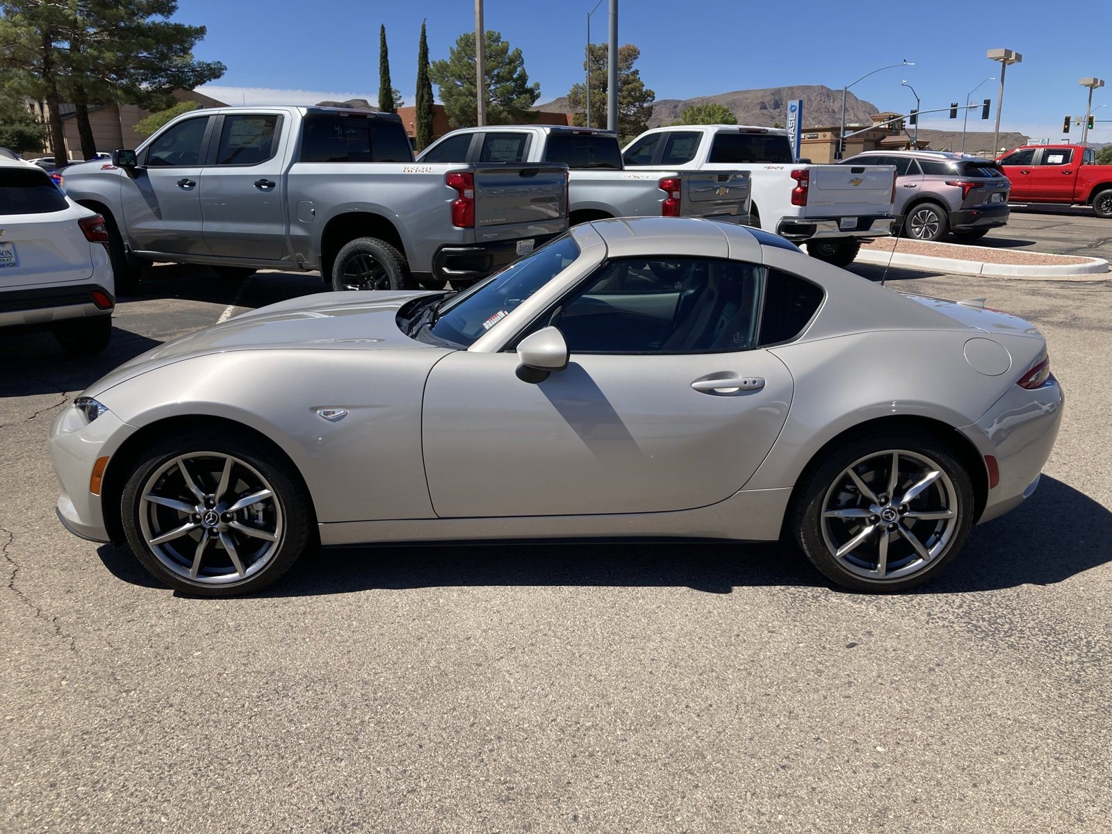 2023 Mazda MX-5 Miata Miata RF Grand Touring photo 8