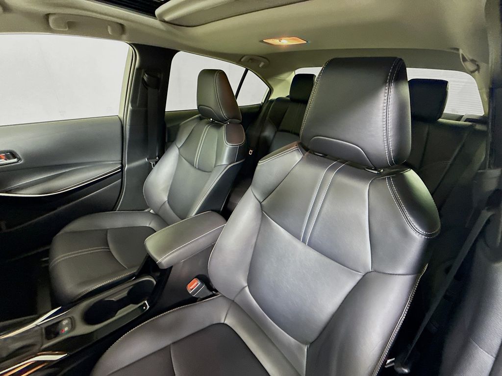2022 Toyota Corolla XLE photo 20