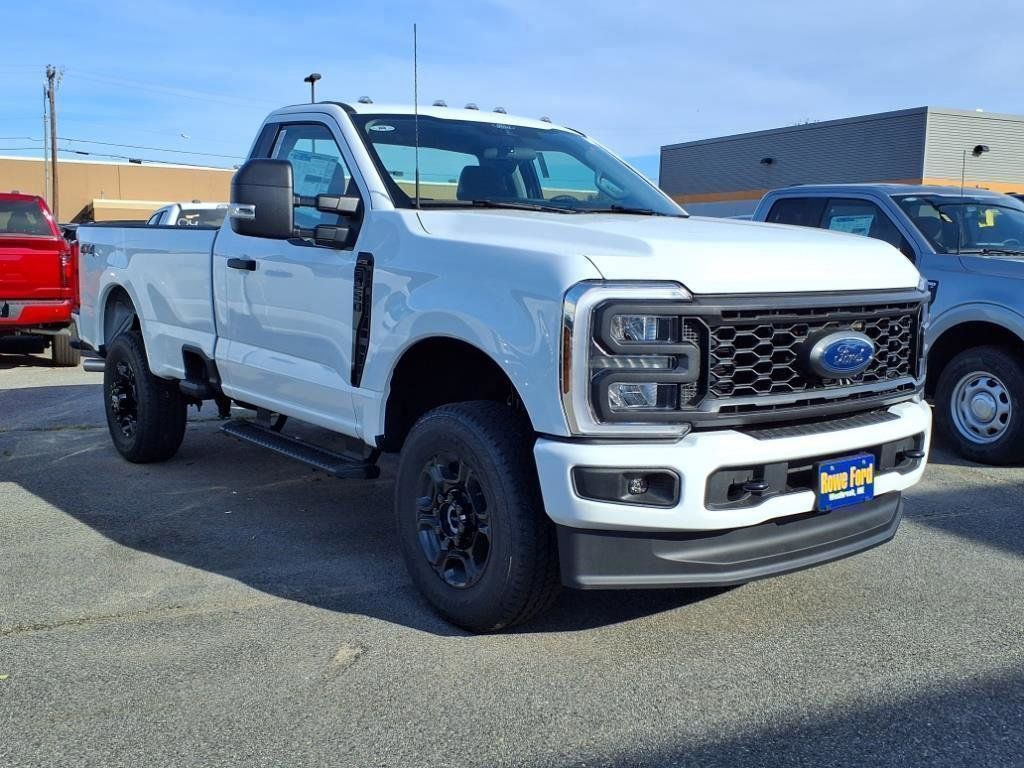 2026 Ford F-250 Super Duty XL's photo