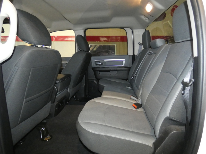 2022 Ram 1500 Classic SLT photo 20