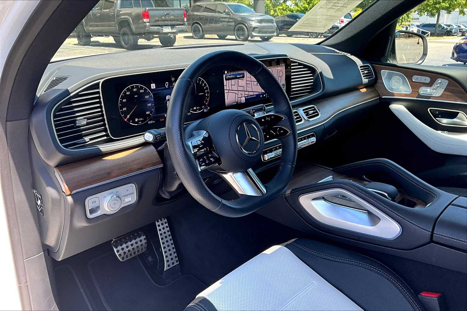 2025 Mercedes Benz GLE 450e 4MATIC photo 15