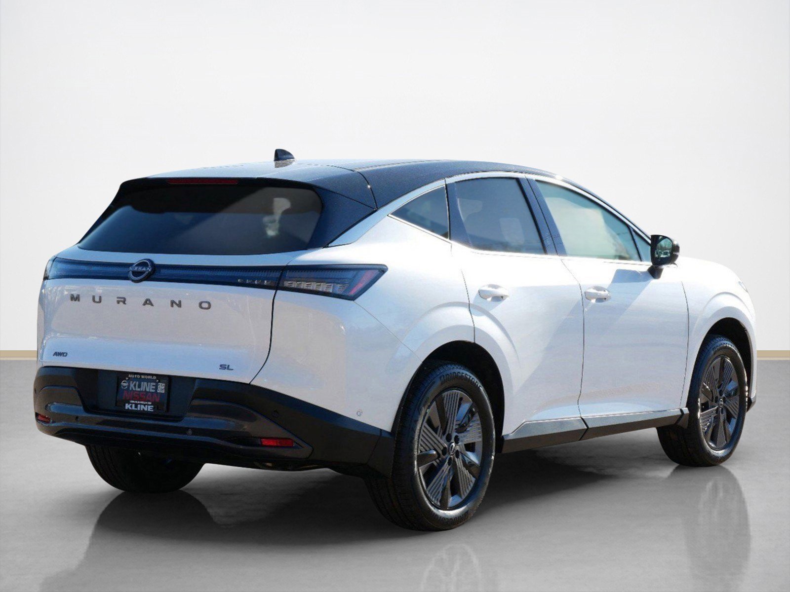2025 Nissan Murano SL photo 2