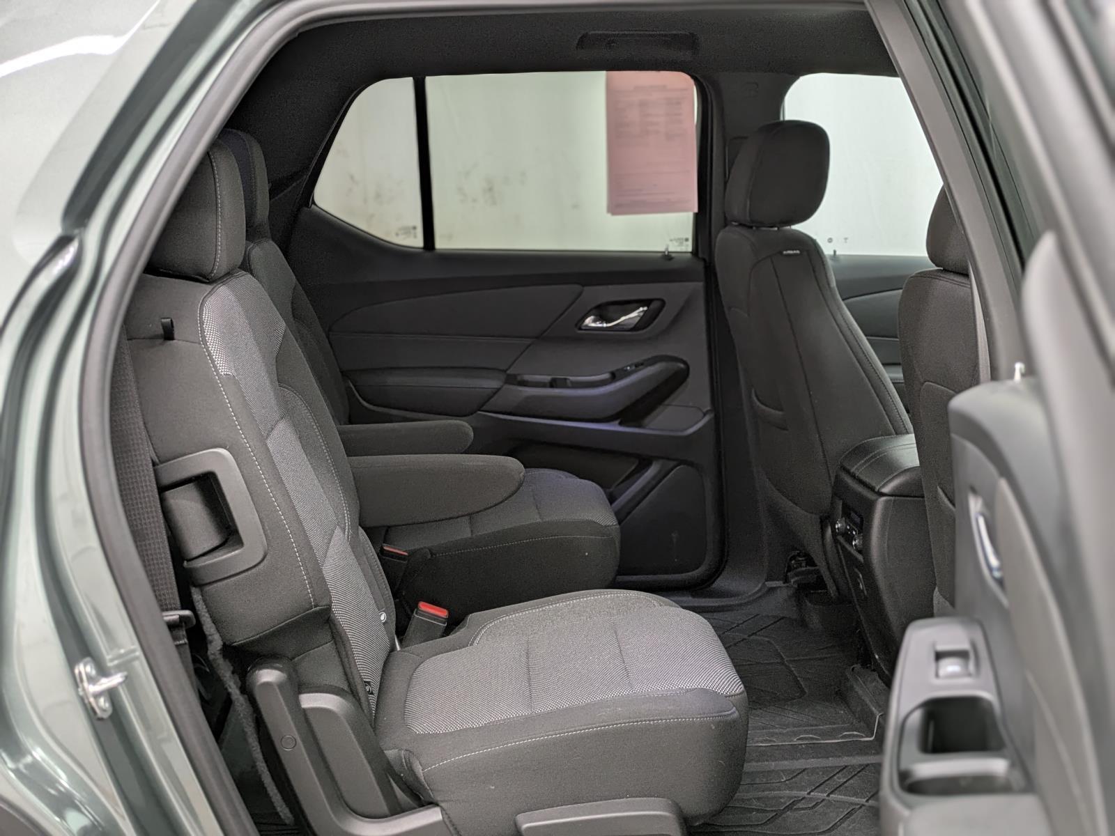 2023 Chevrolet Traverse Cloth photo 25