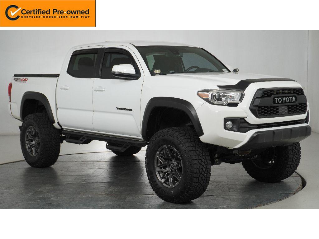 2019 Toyota Tacoma TRD Off Road's photo