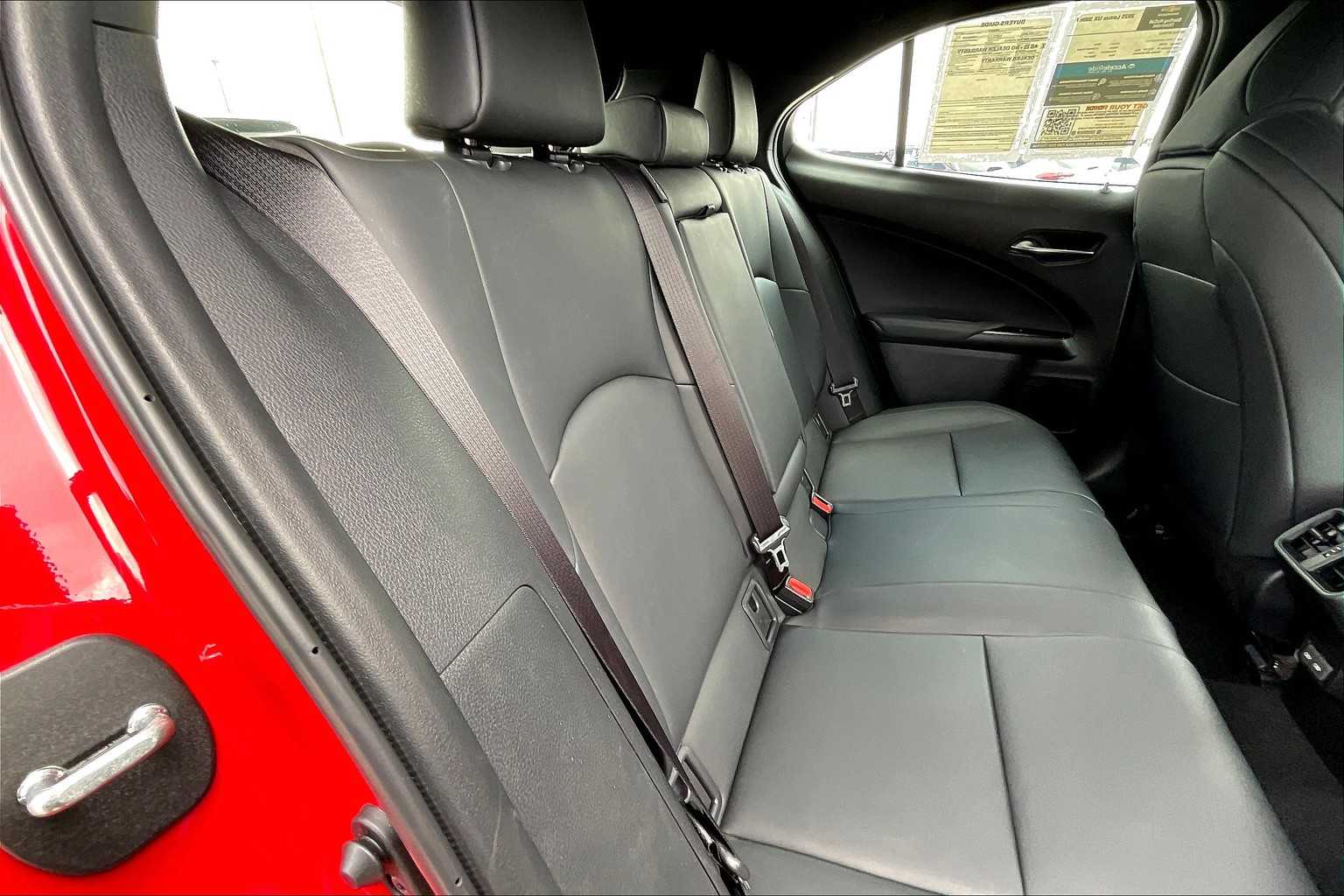 2025 Lexus UX F SPORT Handling photo 19