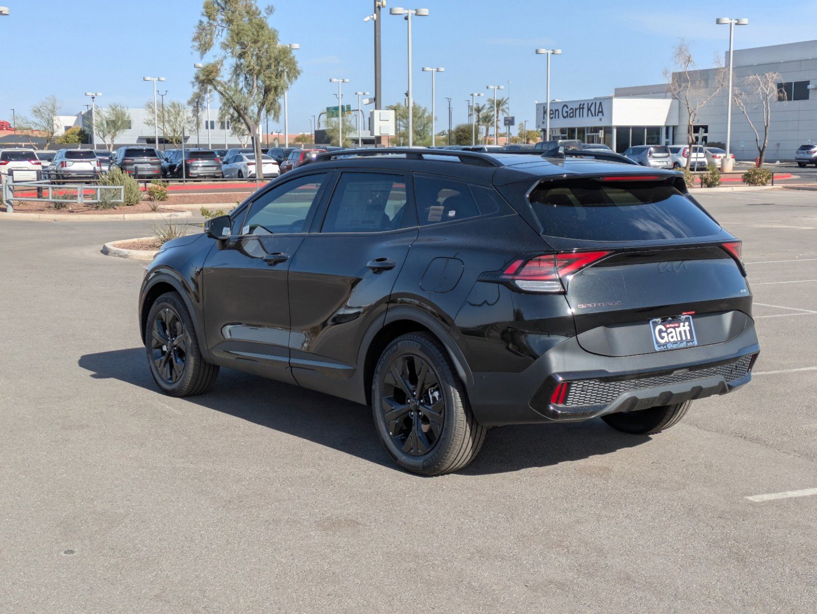 2025 Kia Sportage Plug-In Hybrid X-Line Prestige photo 2