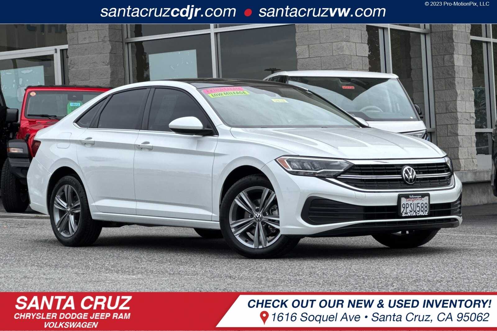 2024 Volkswagen Jetta SE's photo