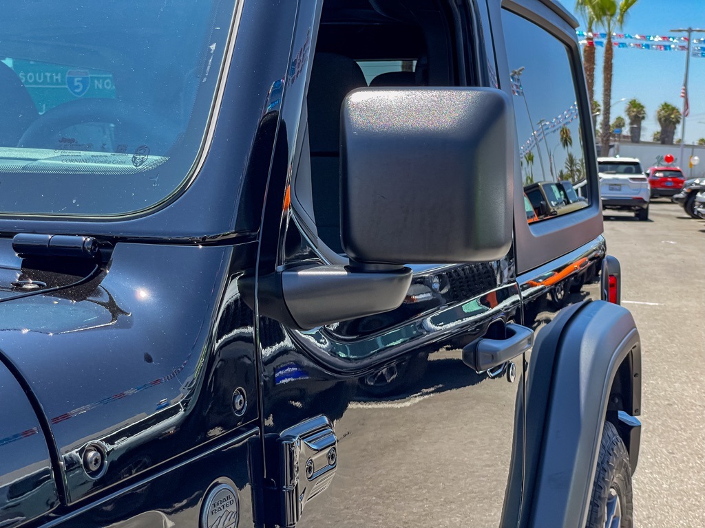 2025 Jeep Wrangler Sport S photo 9