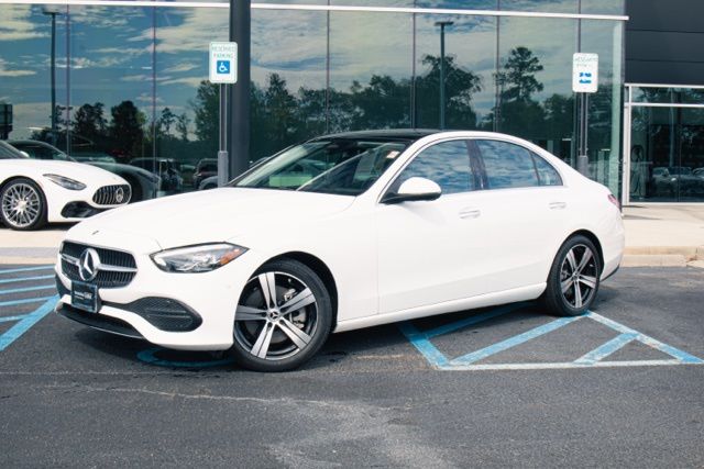 2025 Mercedes-Benz C-Class Sedan C 300's photo