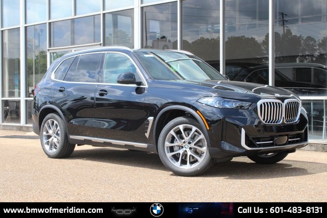New 2026 Black BMW sDrive40i image 1
