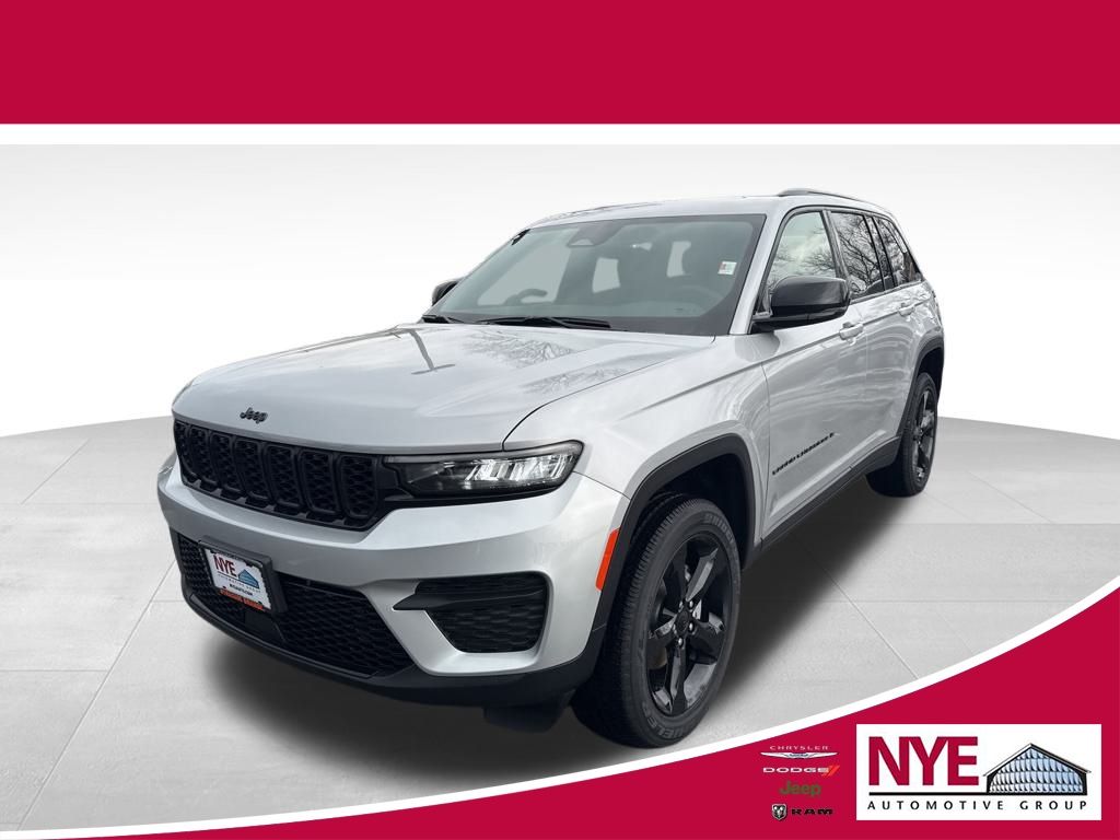 2025 Jeep Grand Cherokee Altitude's photo