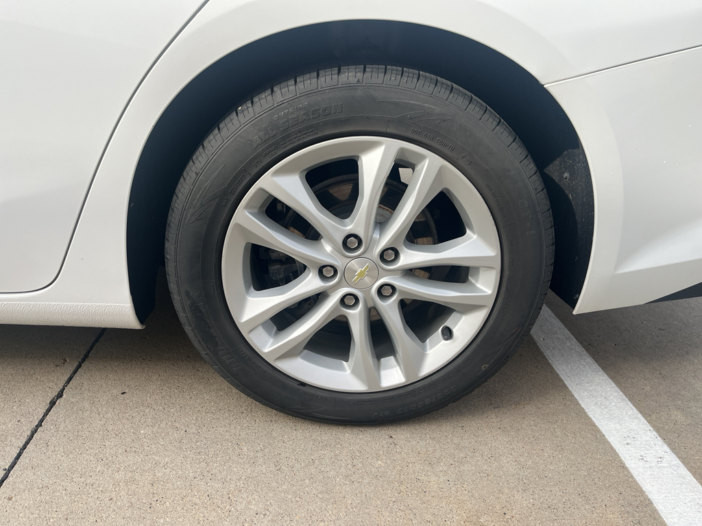 2018 Chevrolet Malibu 1LT photo 8