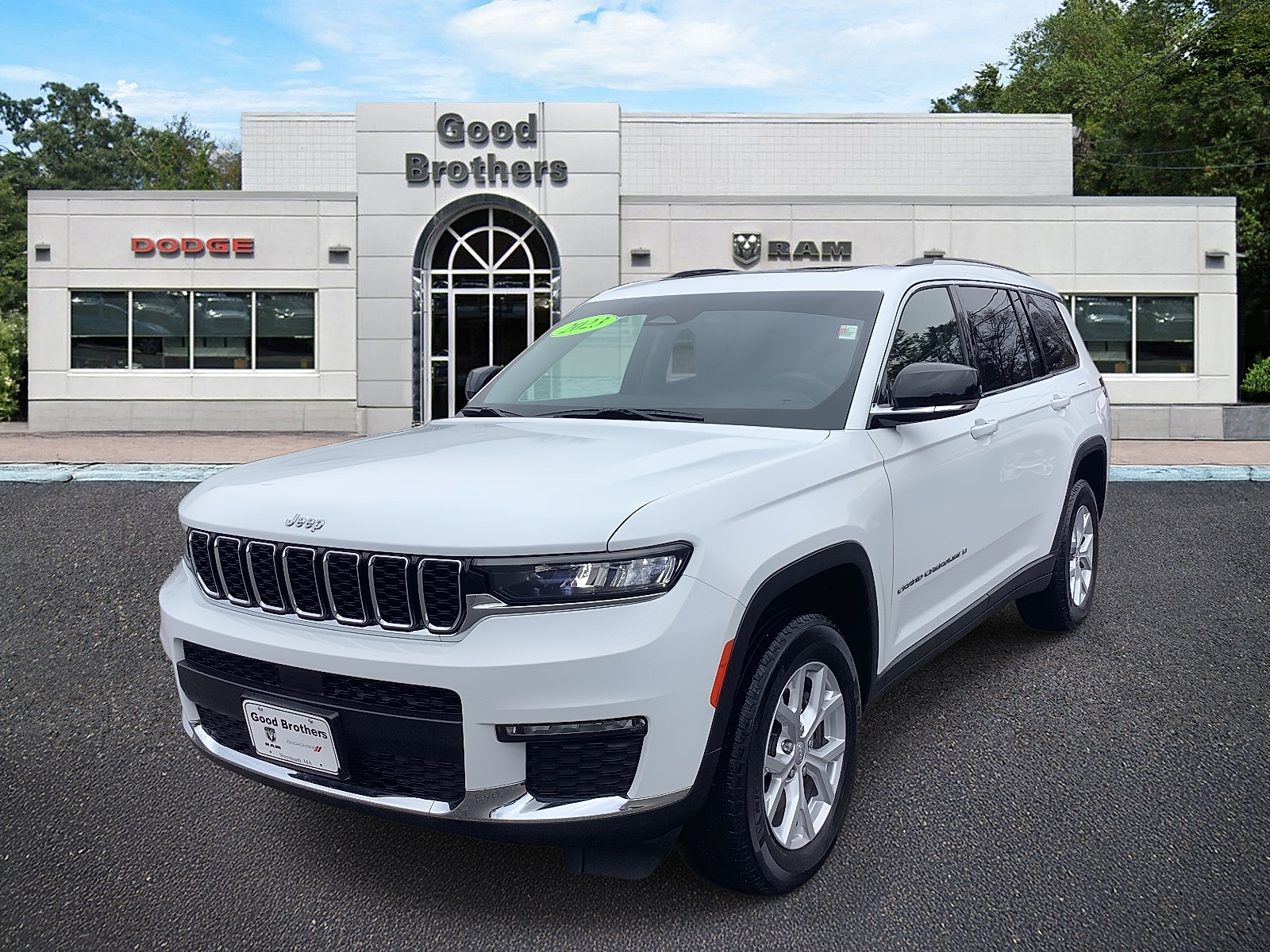 2023 Jeep Grand Cherokee L Limited's photo