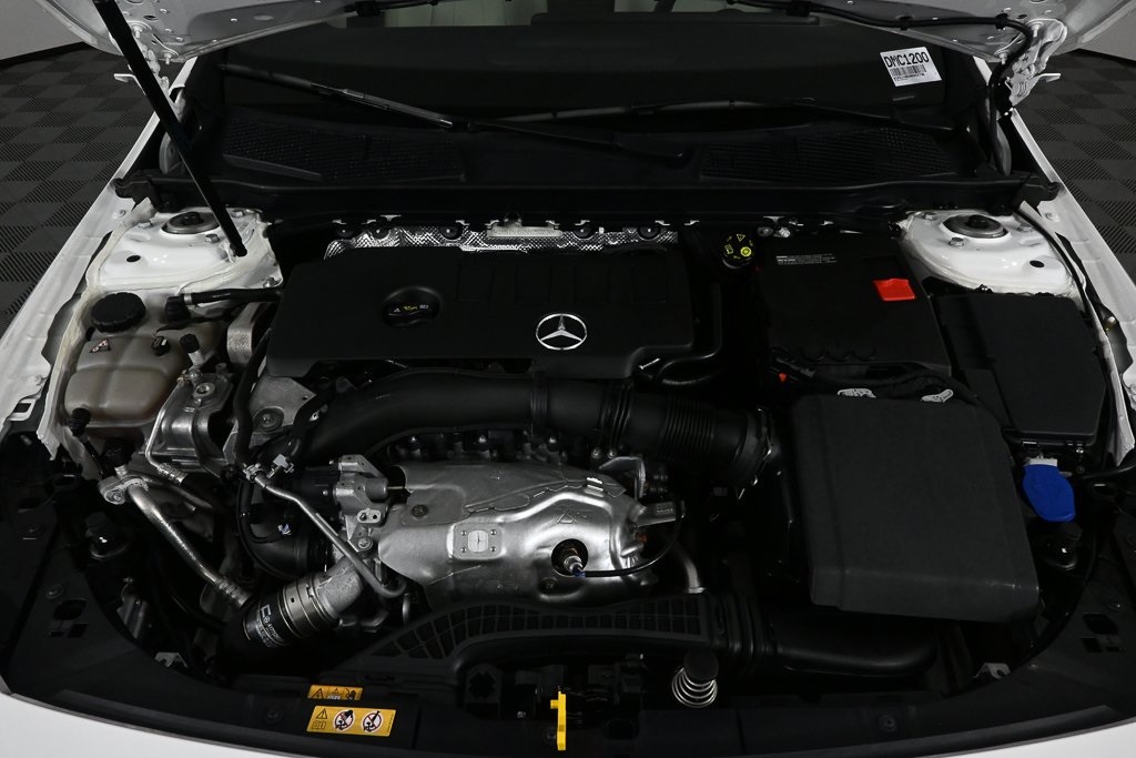 2022 Mercedes Benz CLA 250 4MATIC photo 31
